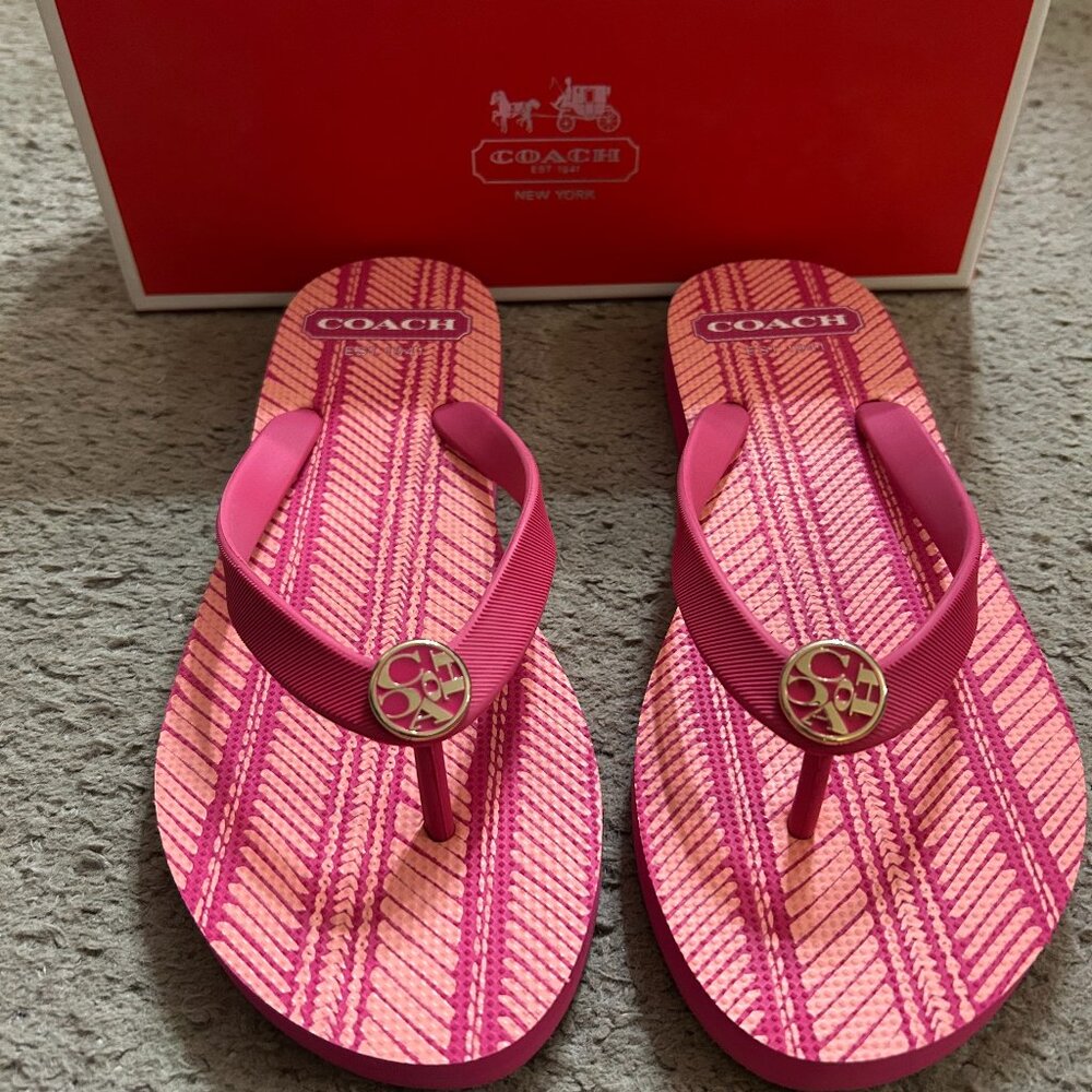 Coach Alessa Pink Sandals SIZE 7--NEW in box with tags